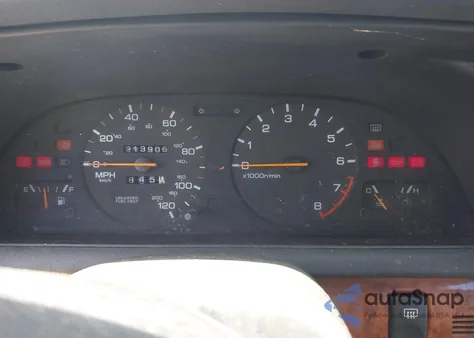 1993 Nissan Altima Xe/Gxe/Se/Gle z USA, uszkodzony, nr VIN 1N4BU31F7PC237908